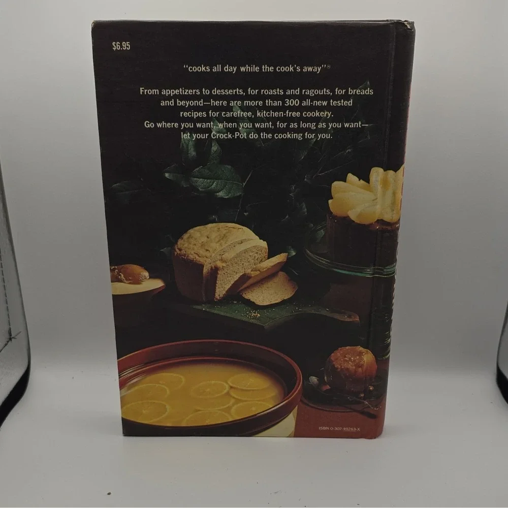 Rival Crock-Pot Cooking Cookbook Good Housekeeping 300 Recipes Original Paper